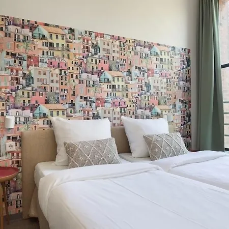Pink Flamingo Boutique Hostel-2